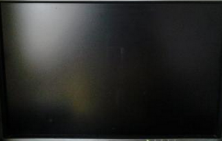 解决win7系统开机后黑屏的问题技巧