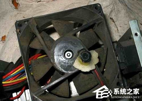 如何解决电脑电源风扇声音大的问题?