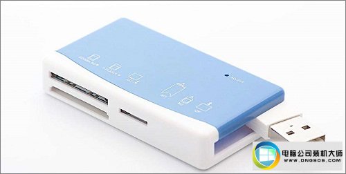 win7系统电脑插入读卡器不显示内存卡或TF卡的解决方法