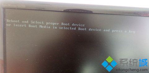 电脑开机黑屏提示Reboot and Select proper Boot device的解决方法1