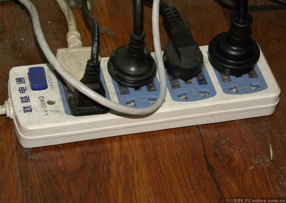 注意七种可能 解读电脑无故重启故障的原因(1)