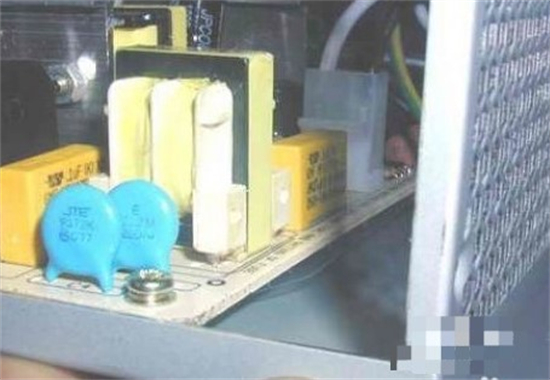 电脑电源维修的简单方法 电脑电源维修教程(1)