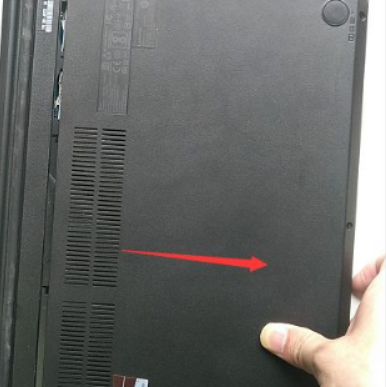 联想开机黑屏啥都不显示怎么办?