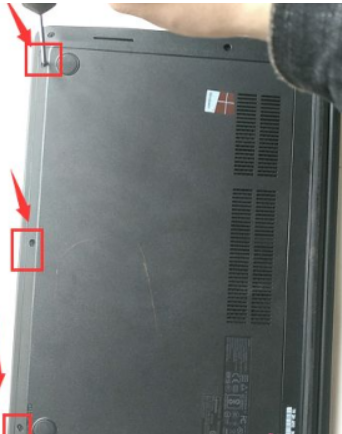 联想开机黑屏啥都不显示怎么办?